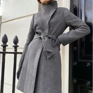 ARITZIA COAT LIGHT GREY